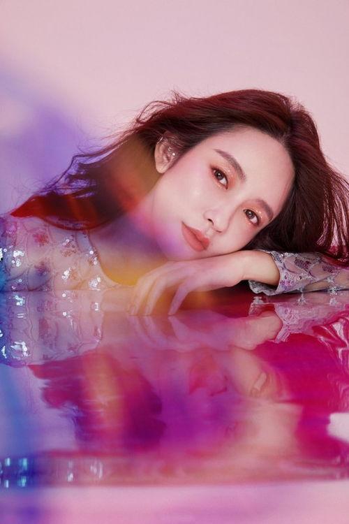 张大奕eve吃瓜,揭秘网红吃瓜背后的故事