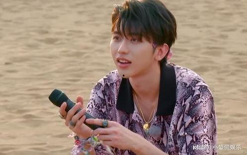 白鹿吃瓜榨汁视频,解锁夏日清新饮品新潮流