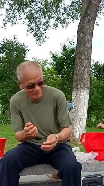 带爷吃瓜,揭秘娱乐圈那些不为人知的幕后故事