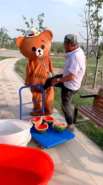 带爷吃瓜,揭秘娱乐圈那些不为人知的幕后故事