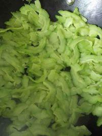 兔子可以吃凉瓜吗怎么吃