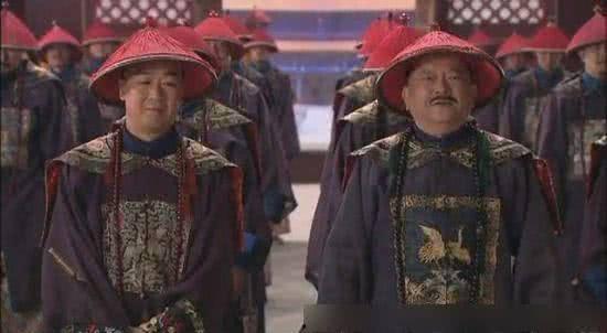 早朝吃瓜合集,揭秘宫廷秘闻，笑谈朝堂风云