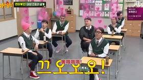 情侣现场吃瓜图片,情侣现场吃瓜，甜蜜互动引网友热议